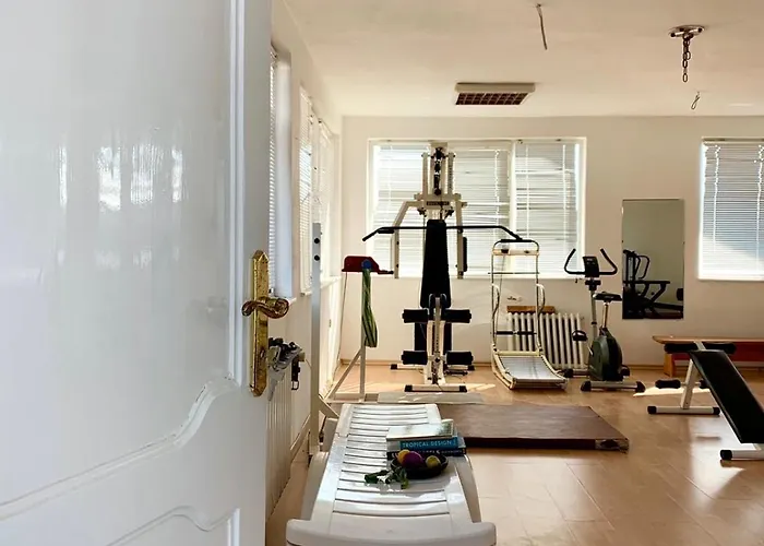 тедис хоум ゲストハウス *