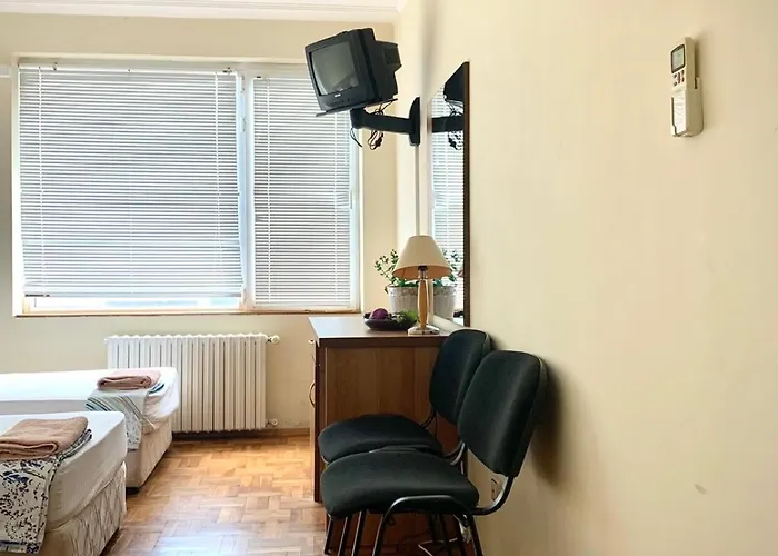 тедис хоум ゲストハウス