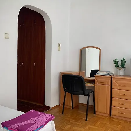 Тедис Хоум 布尔加斯