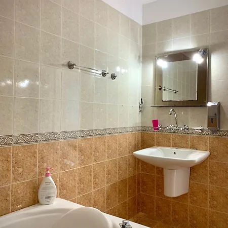 Тедис Хоум * 布尔加斯