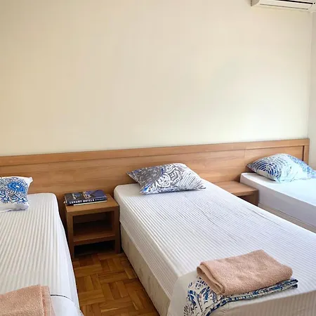 Тедис Хоум 招待所 布尔加斯